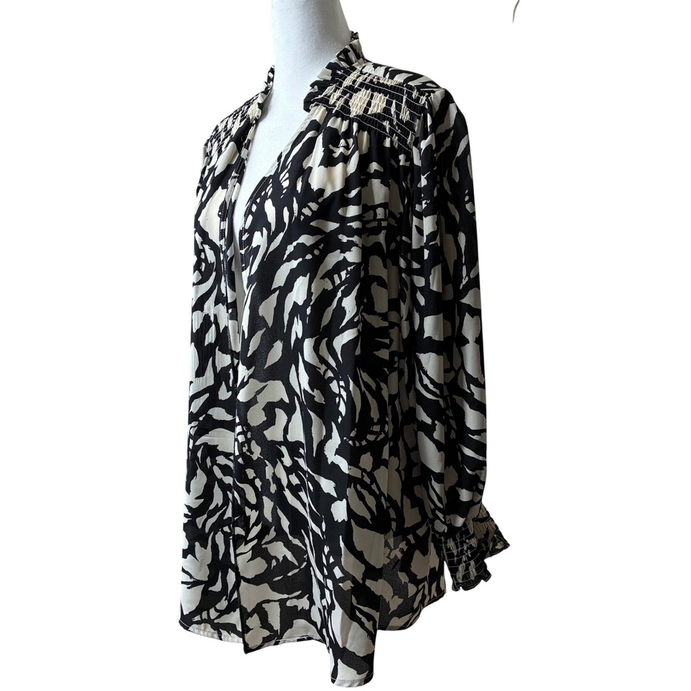 T Tahari Woman Black White Abstract Print Open Front Blouse Ruched Plus 3X